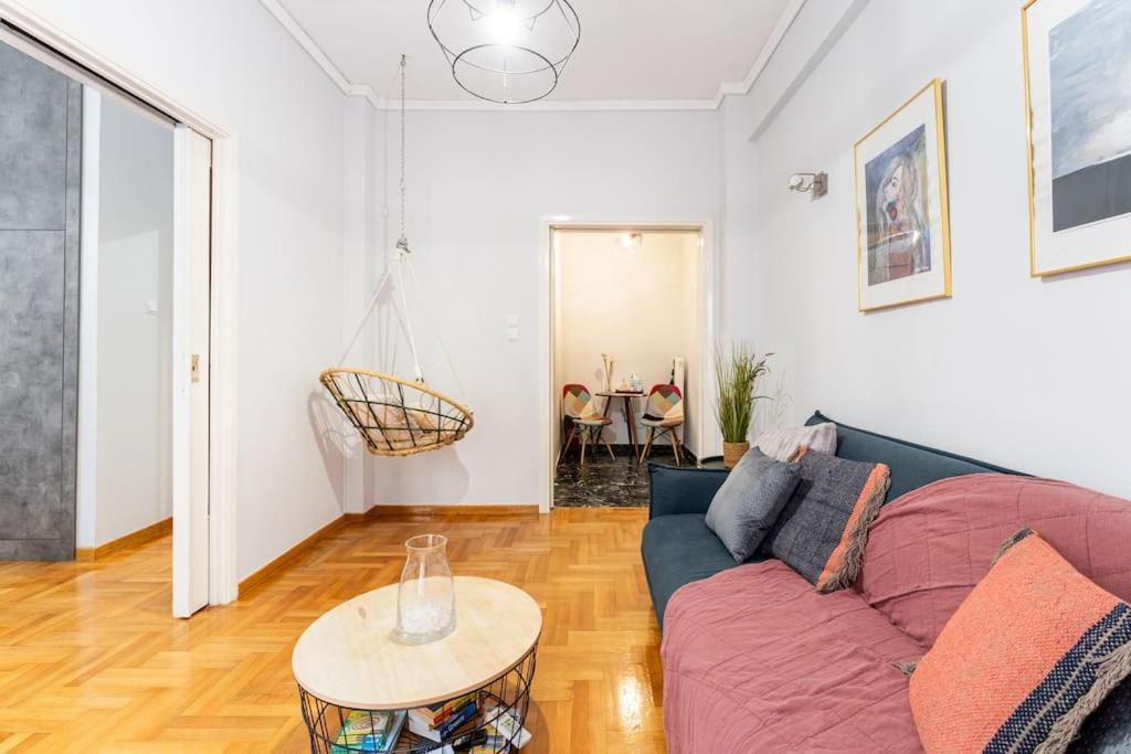 Downtown Cute Apt In The Heart Of Plaka Атина Екстериор снимка